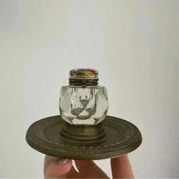 Rare Signed Antique Angelica Kauffman Inkwell Glass Jar on Brass Tray - Picture 7 of 13